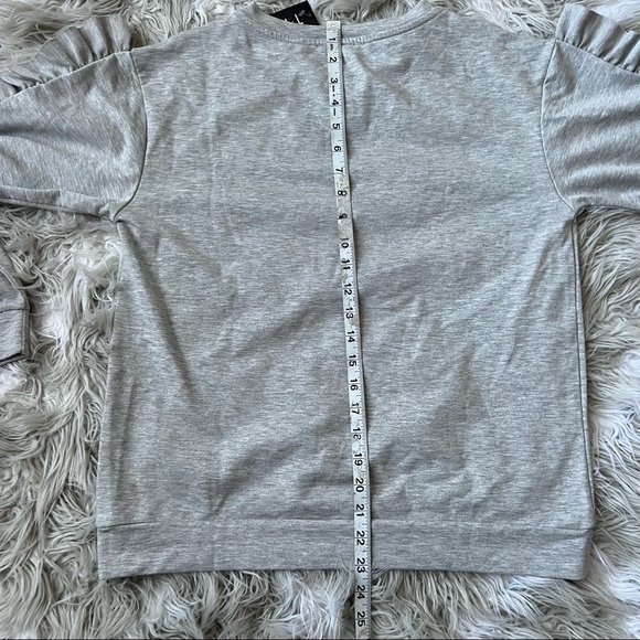 Gray Ruffle Sweater size Medium - Picture 3 of 6